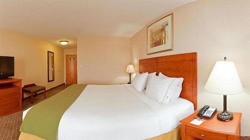 Hotel Express & Bay By Ihg 2*